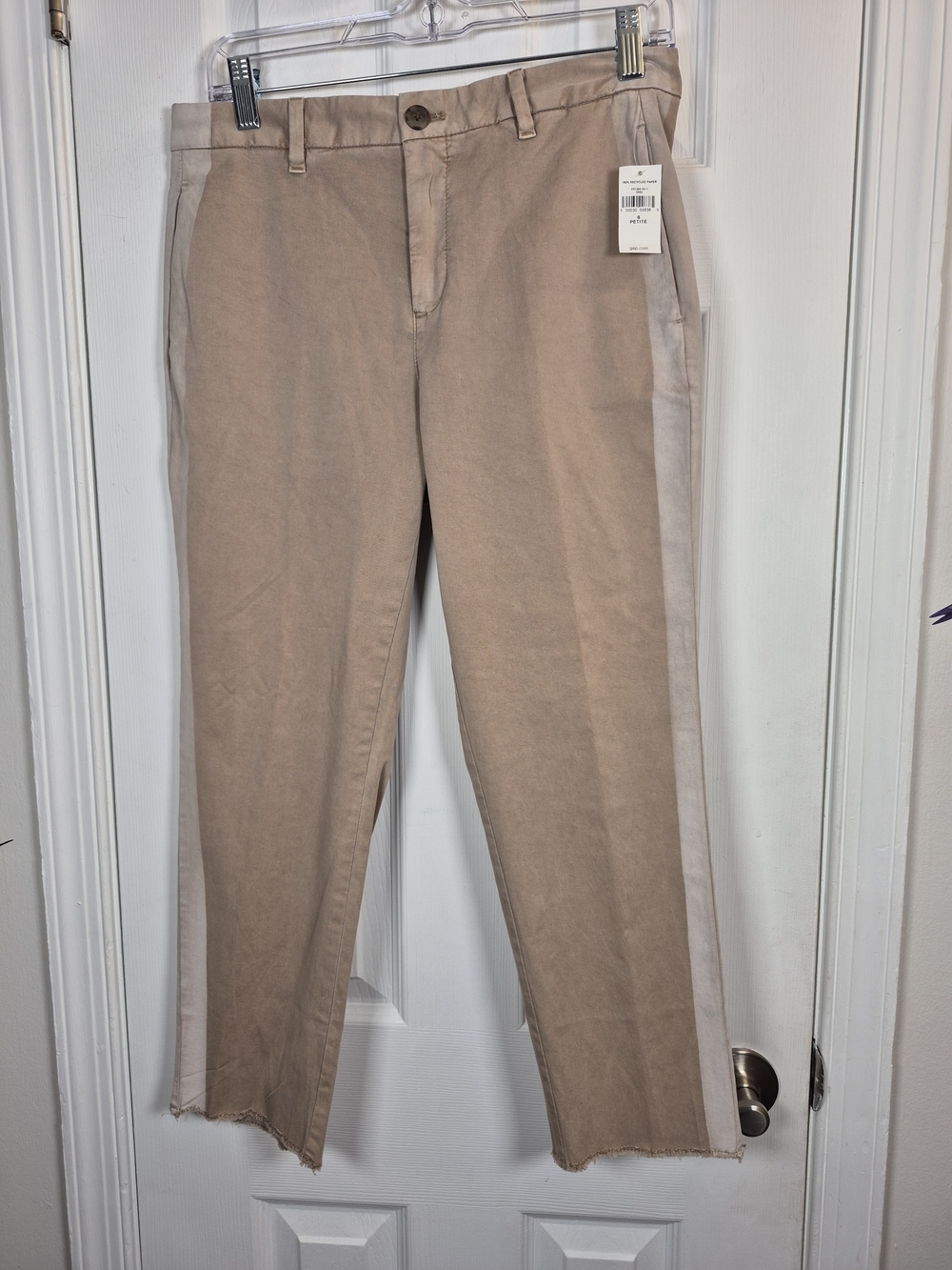 NWT GAP Girlfriend Chino Pants Tank Khaki Cream Side Stripe Raw Hem 6P Petite